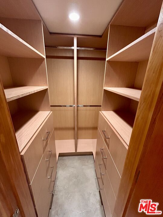 1215 N Olive Dr Unit: 210