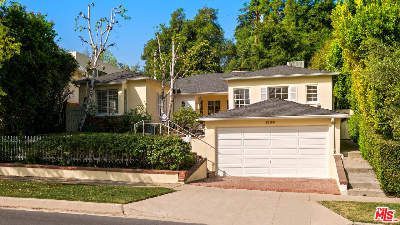 12166 Laurel Terrace Dr