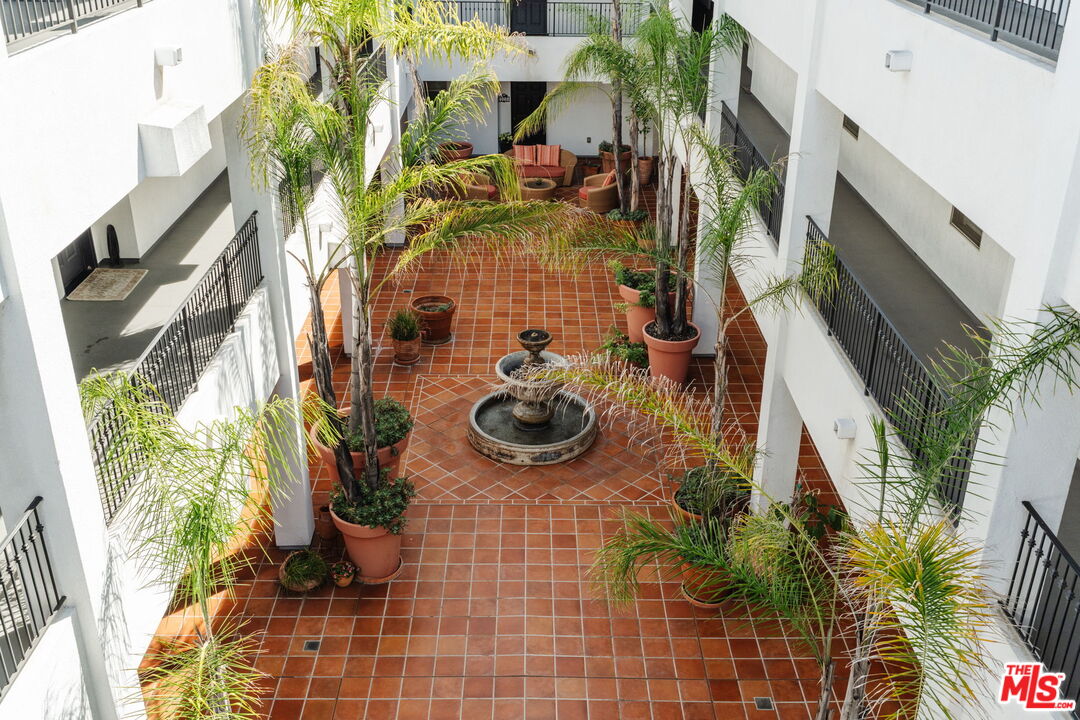 10648 Woodbridge St Unit: 106