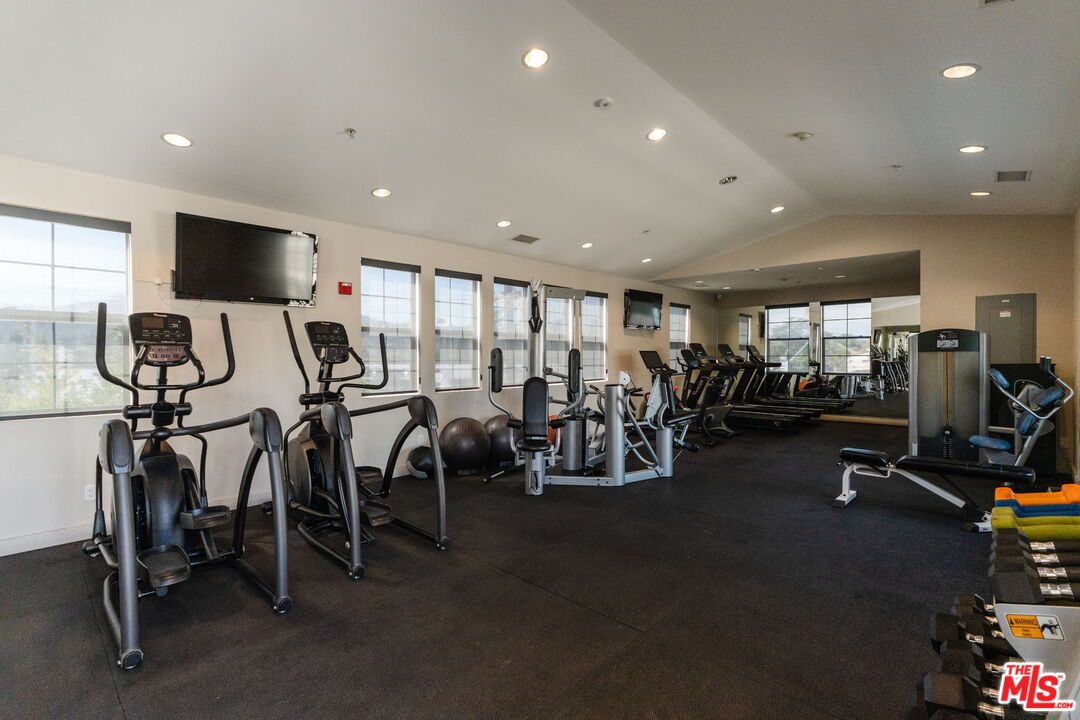 10648 Woodbridge St Unit: 106