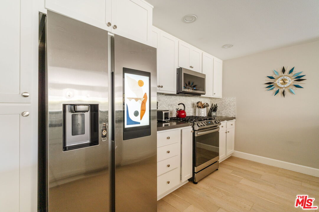 10648 Woodbridge St Unit: 106