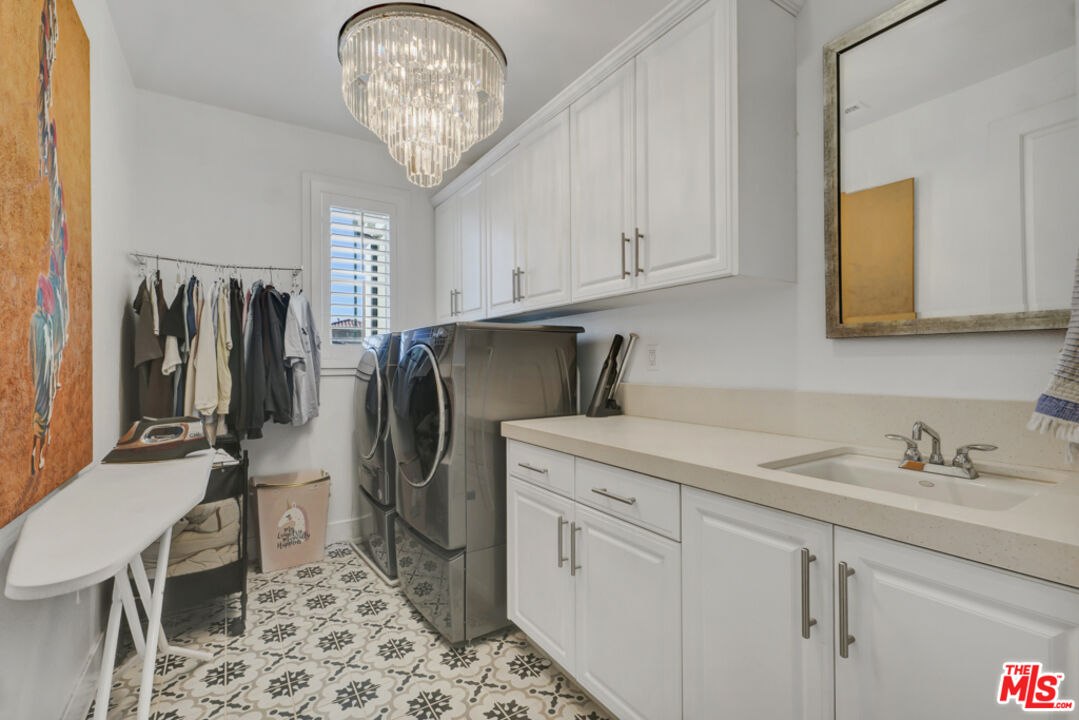 20559 W Wood Rose Ct