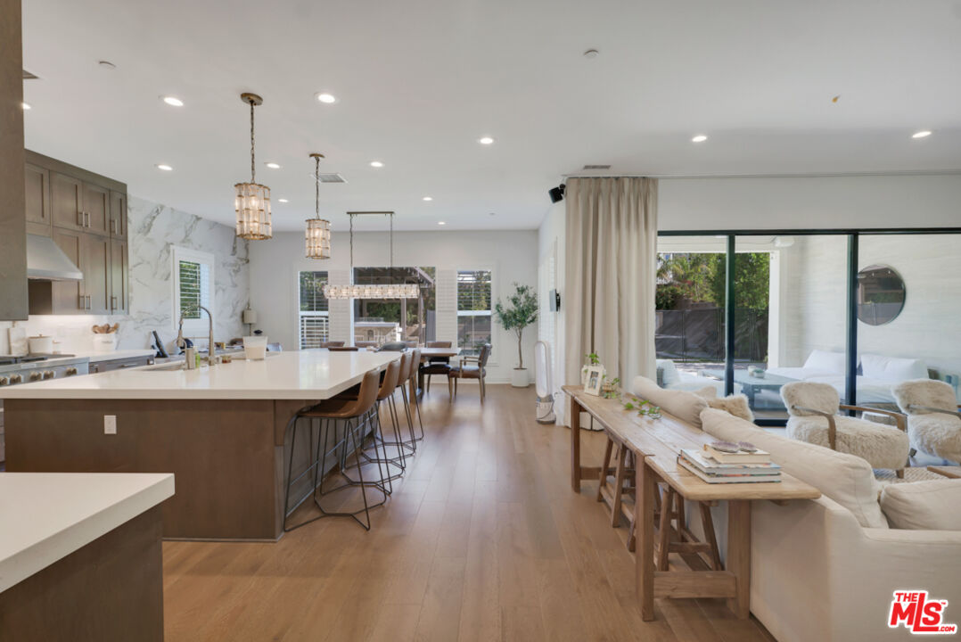 20559 W Wood Rose Ct