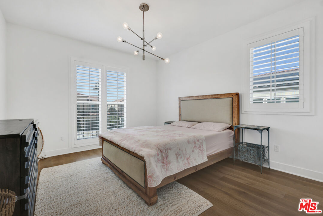 20559 W Wood Rose Ct