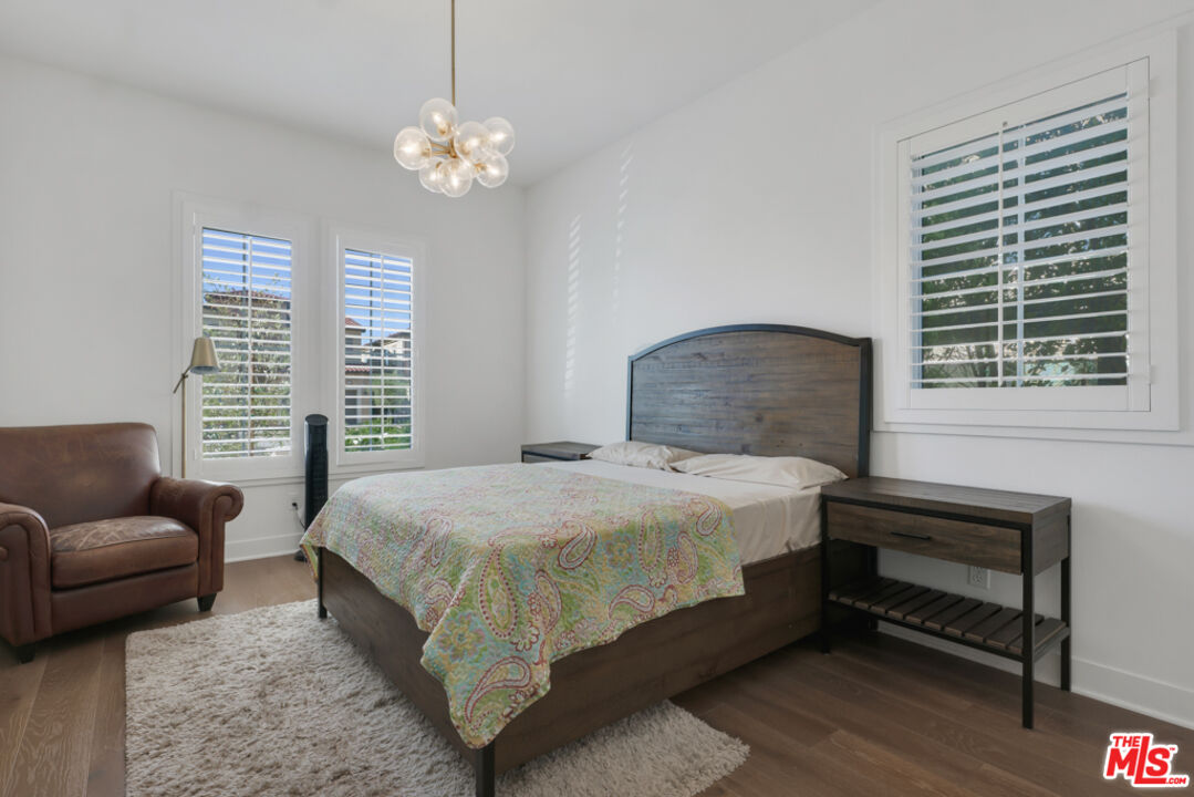 20559 W Wood Rose Ct