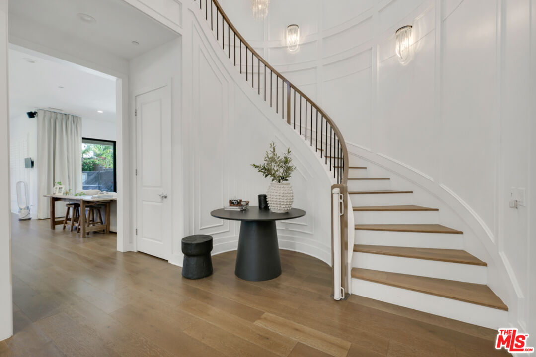 20559 W Wood Rose Ct