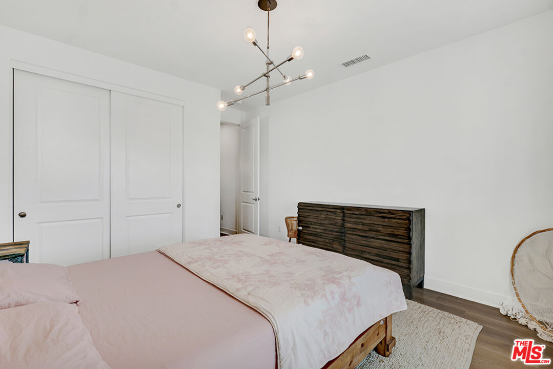 20559 W Wood Rose Ct