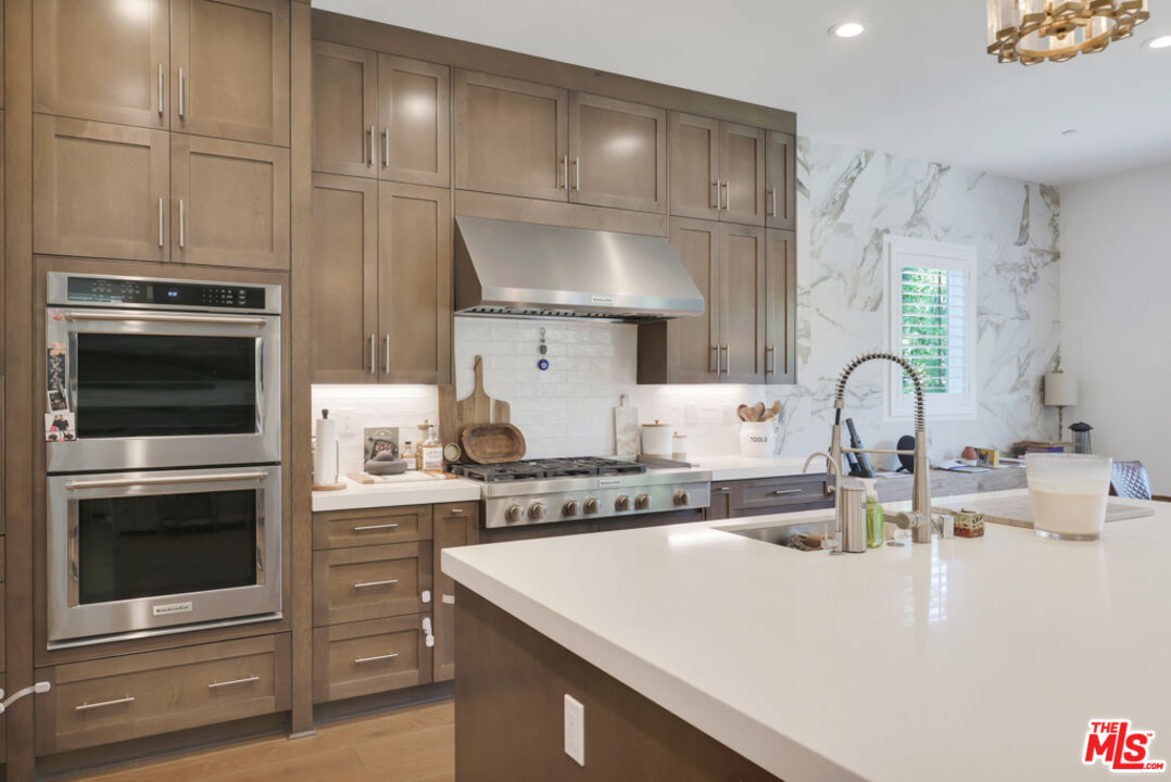 20559 W Wood Rose Ct