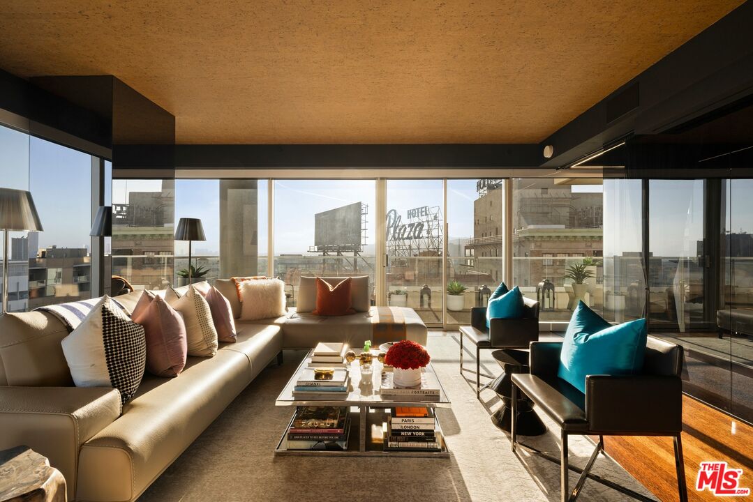 6250 Hollywood Blvd Unit: 14H