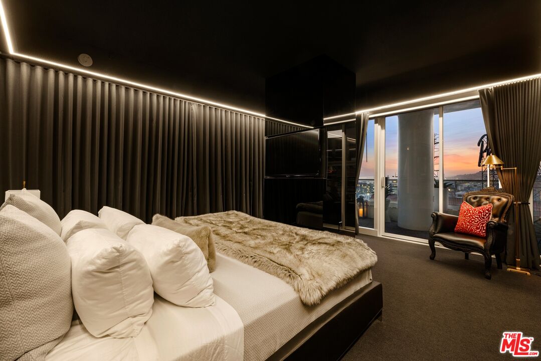 6250 Hollywood Blvd Unit: 14H