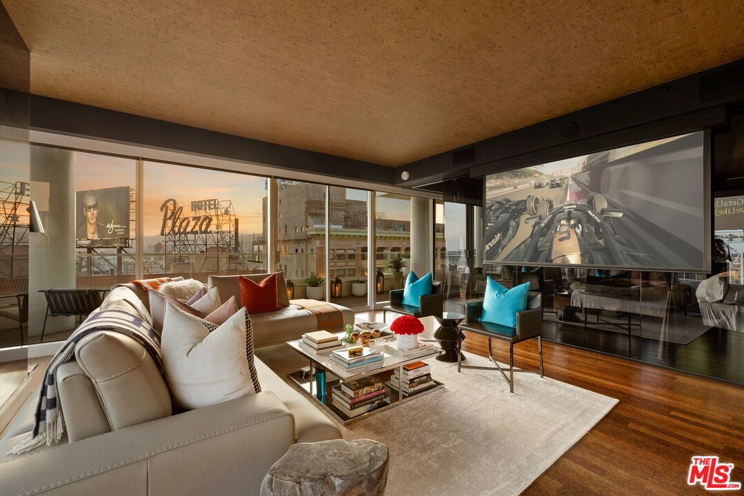 6250 Hollywood Blvd Unit: 14H