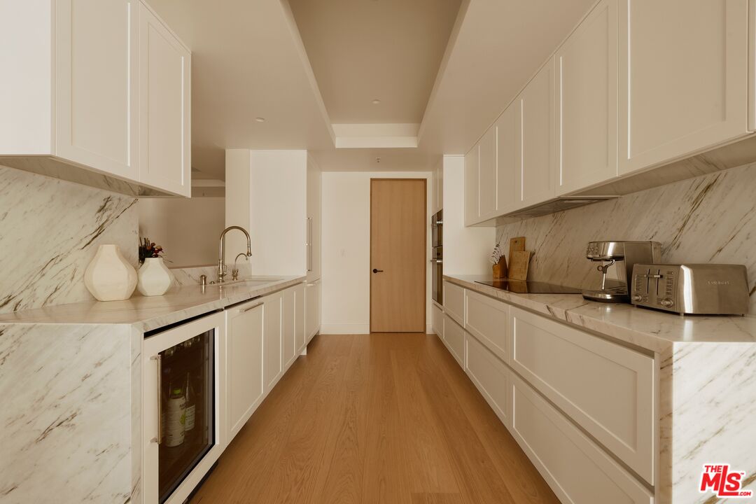 2132 Century Park Ln Unit: 407