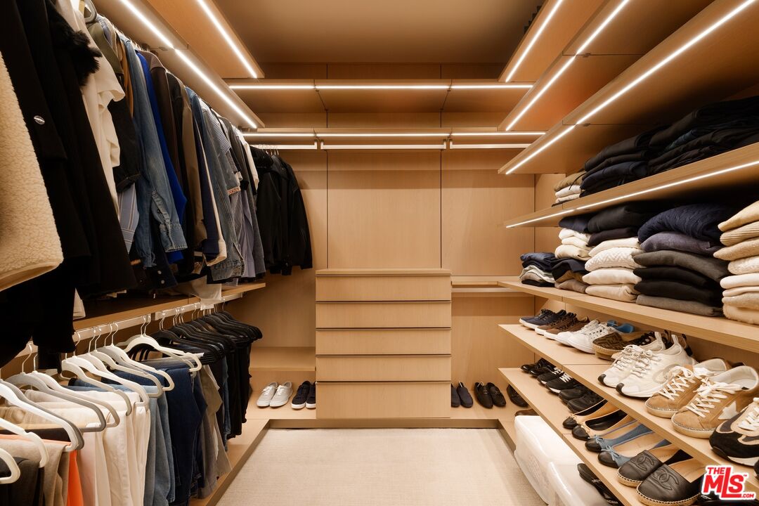 2132 Century Park Ln Unit: 407