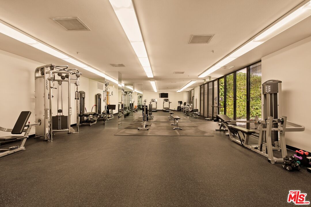 2132 Century Park Ln Unit: 407