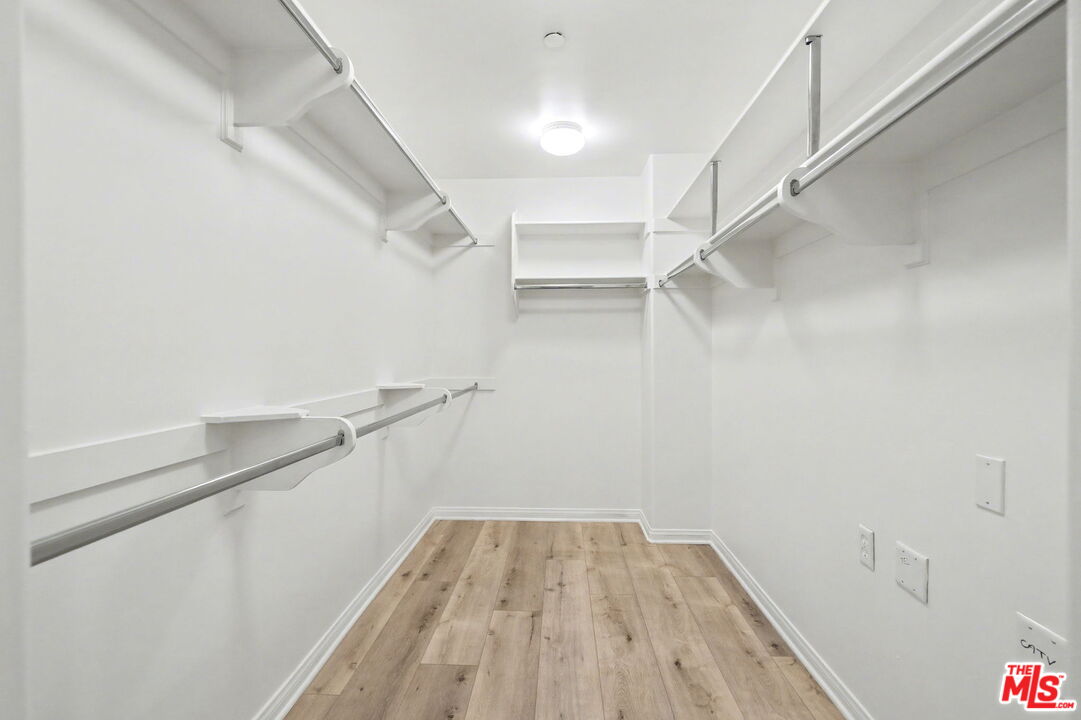 12021 Guerin St Unit: 102