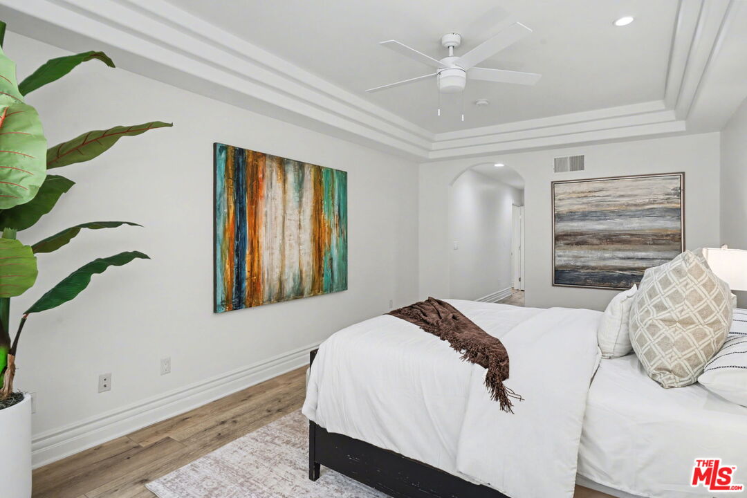 12021 Guerin St Unit: 102