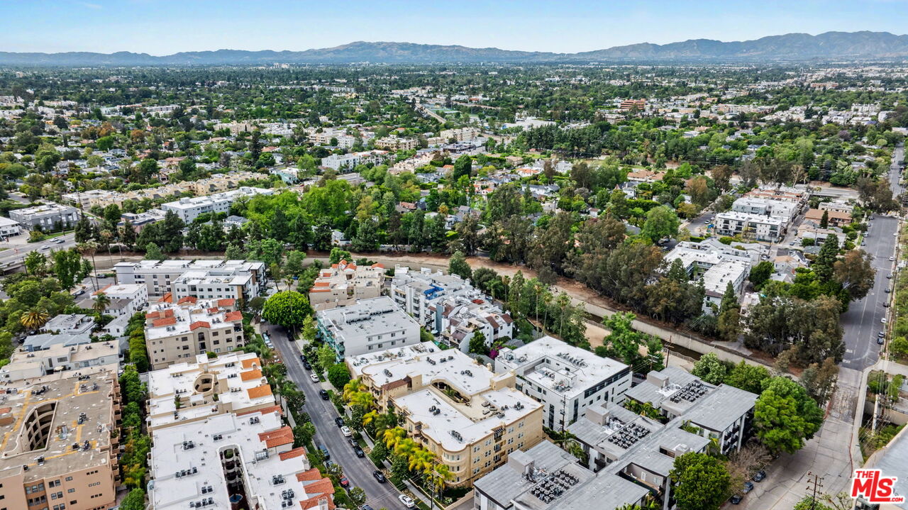 12021 Guerin St Unit: 102