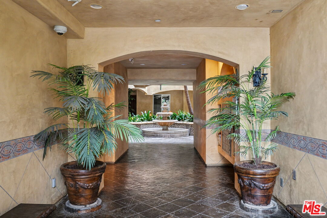 12021 Guerin St Unit: 102