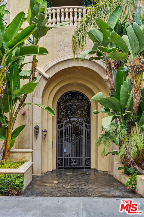 12021 Guerin St Unit: 102