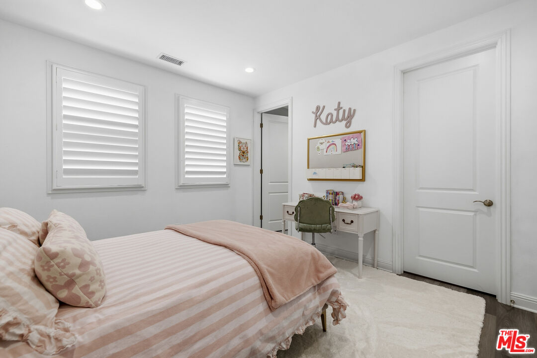 20168 W Cromwell Way