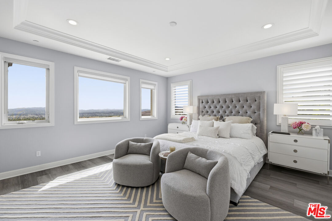 20168 W Cromwell Way