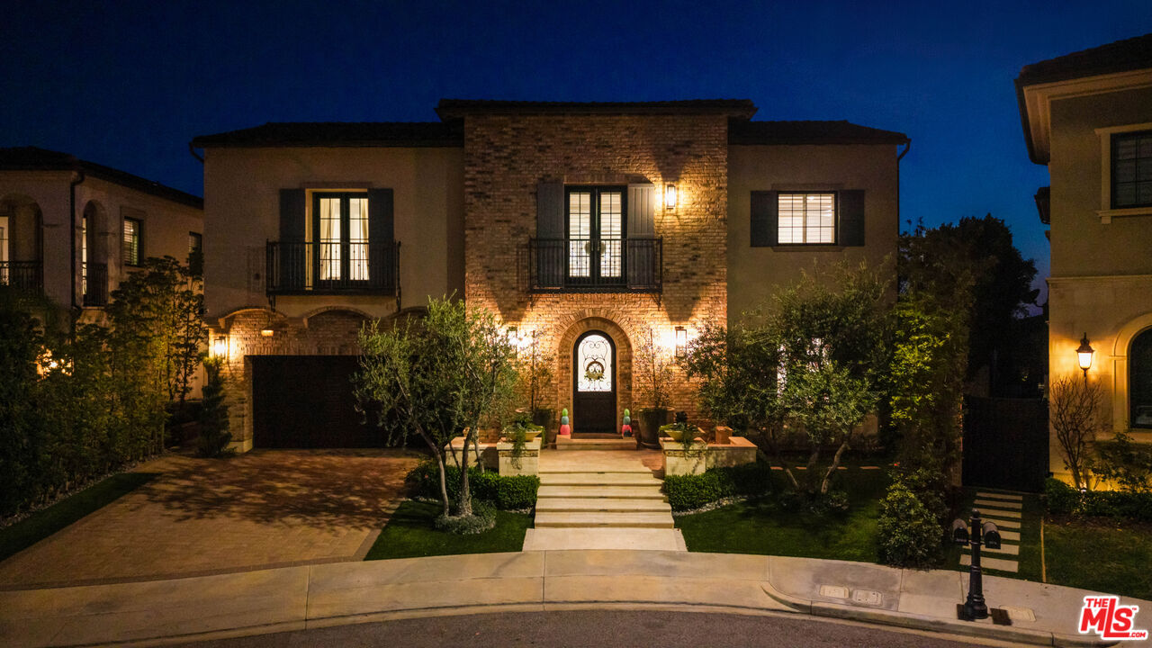 20168 W Cromwell Way