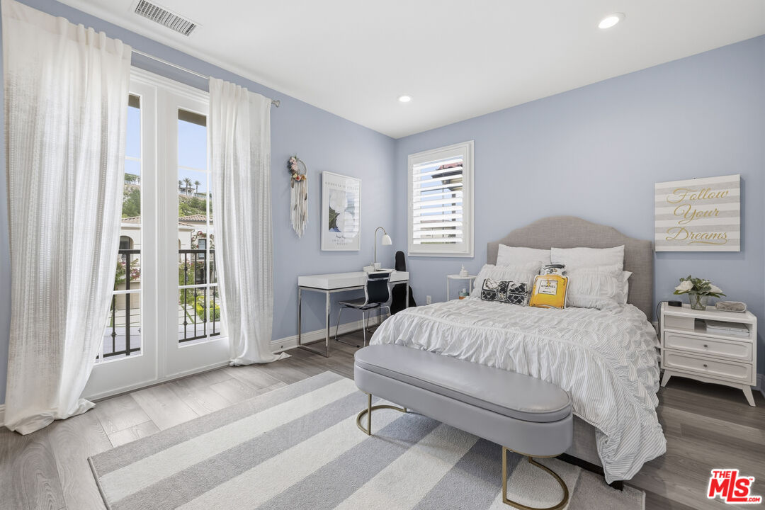 20168 W Cromwell Way