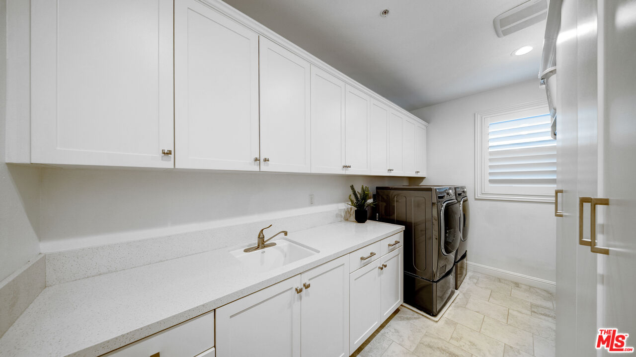 20168 W Cromwell Way