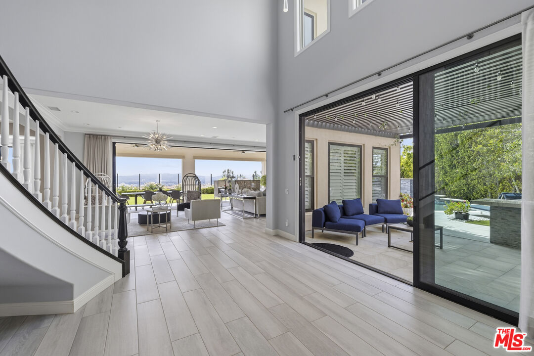 20168 W Cromwell Way