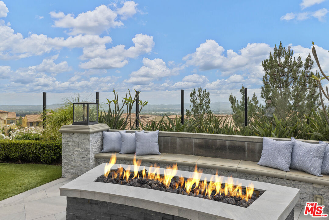 20168 W Cromwell Way