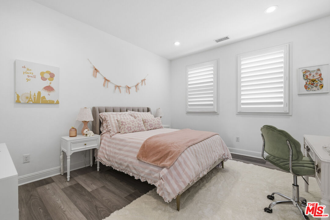 20168 W Cromwell Way