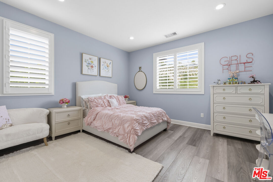 20168 W Cromwell Way