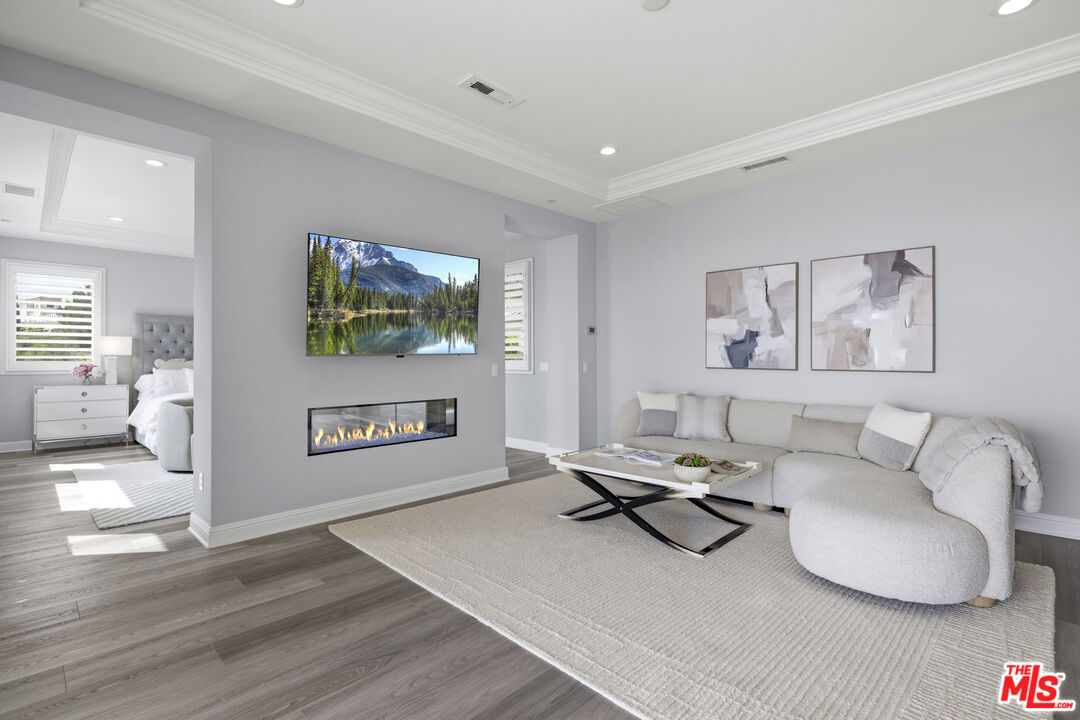 20168 W Cromwell Way