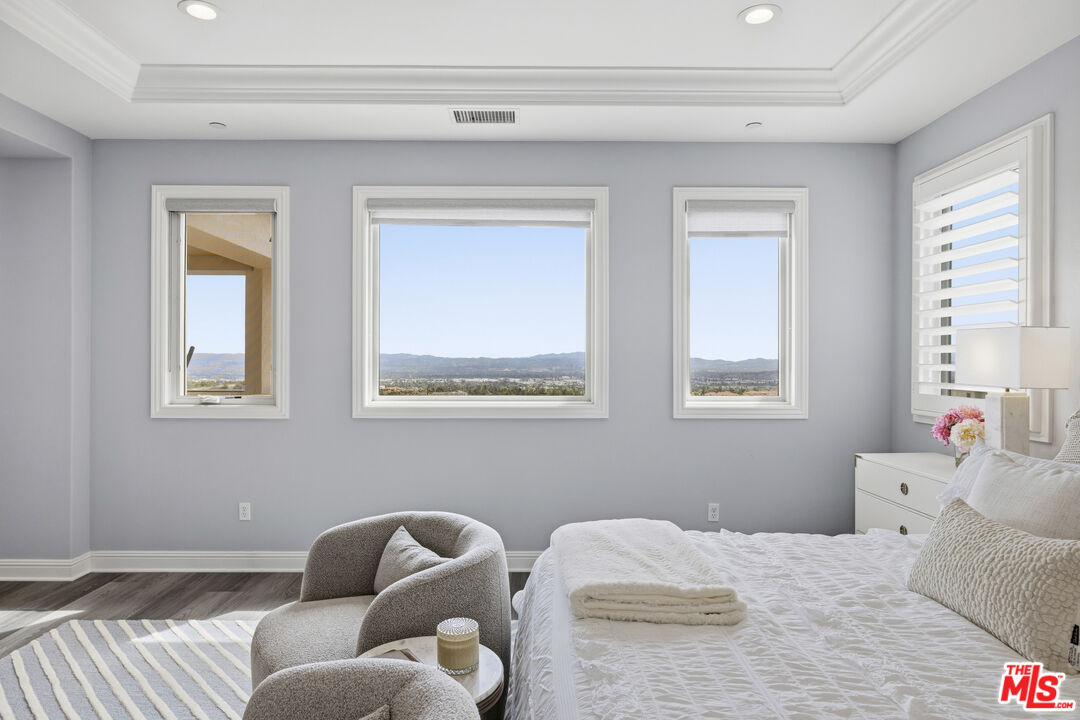 20168 W Cromwell Way