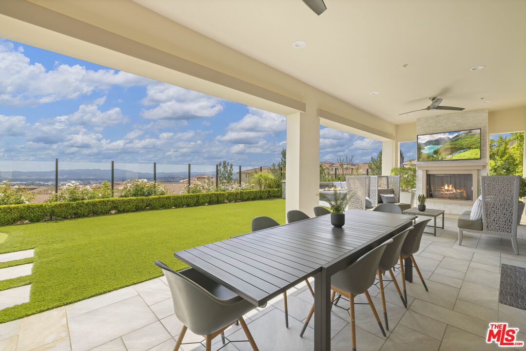 20168 W Cromwell Way