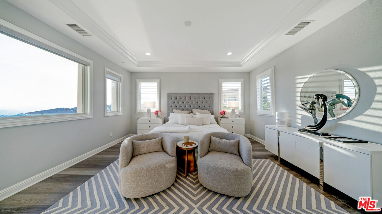 20168 W Cromwell Way