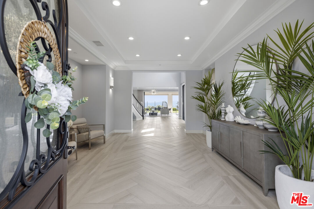 20168 W Cromwell Way