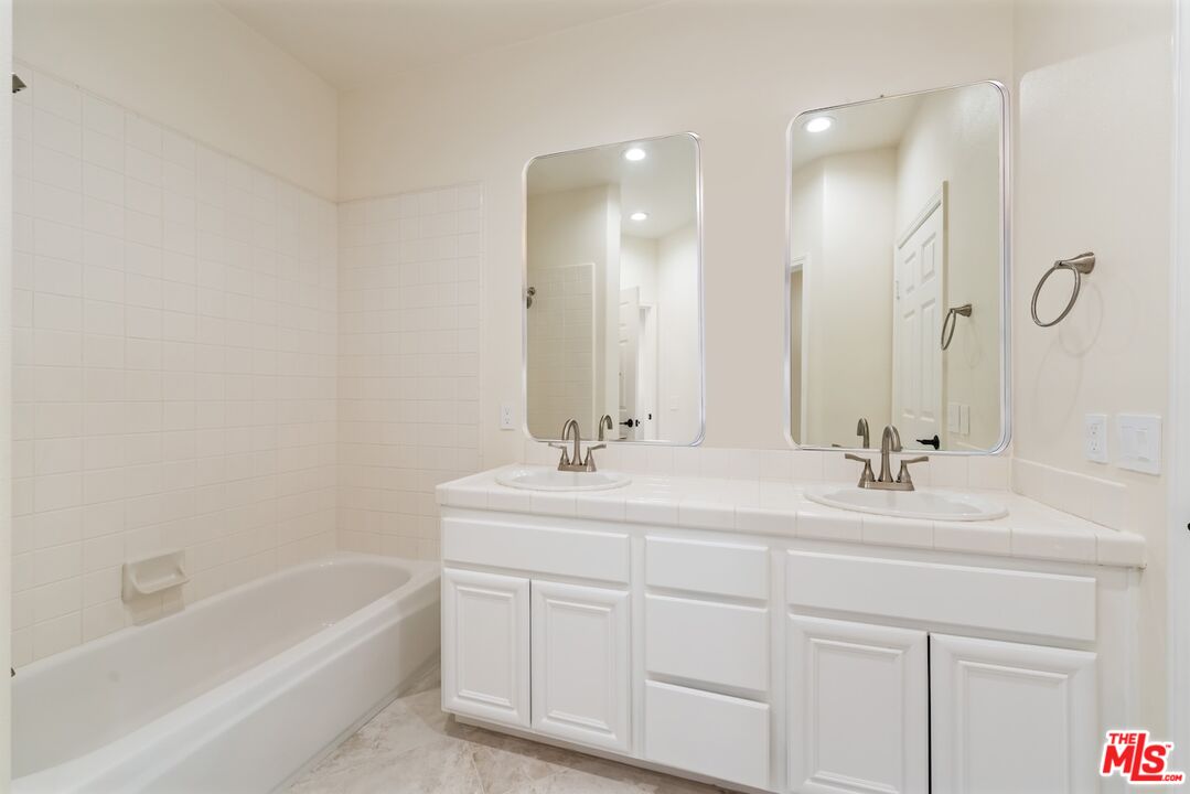 18500 Saint Moritz Dr