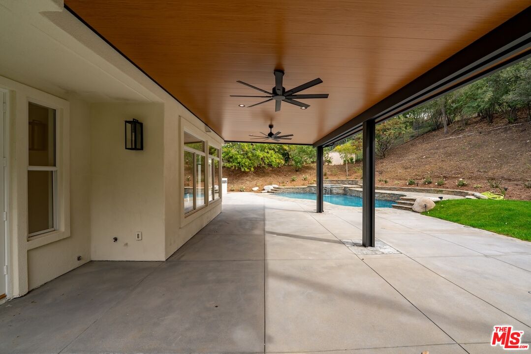 18500 Saint Moritz Dr