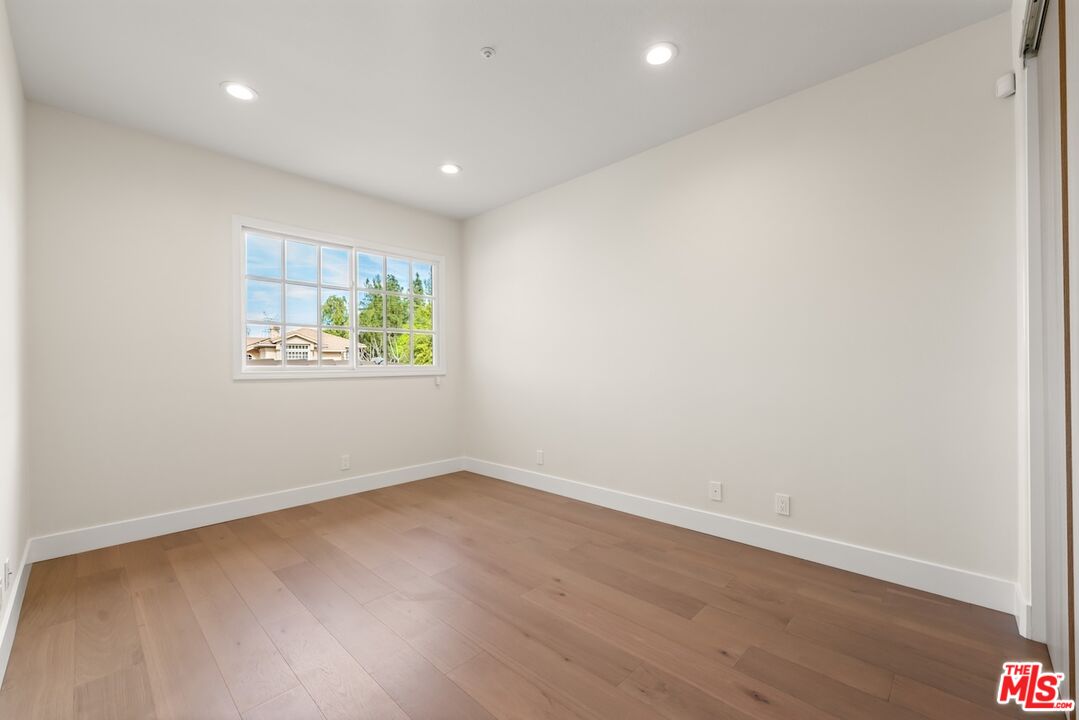 18500 Saint Moritz Dr