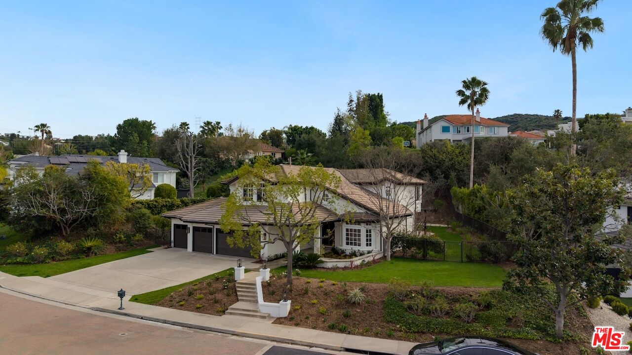 18500 Saint Moritz Dr