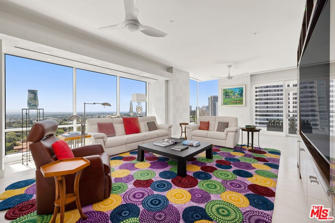 1200 Club View Dr Unit: 14S