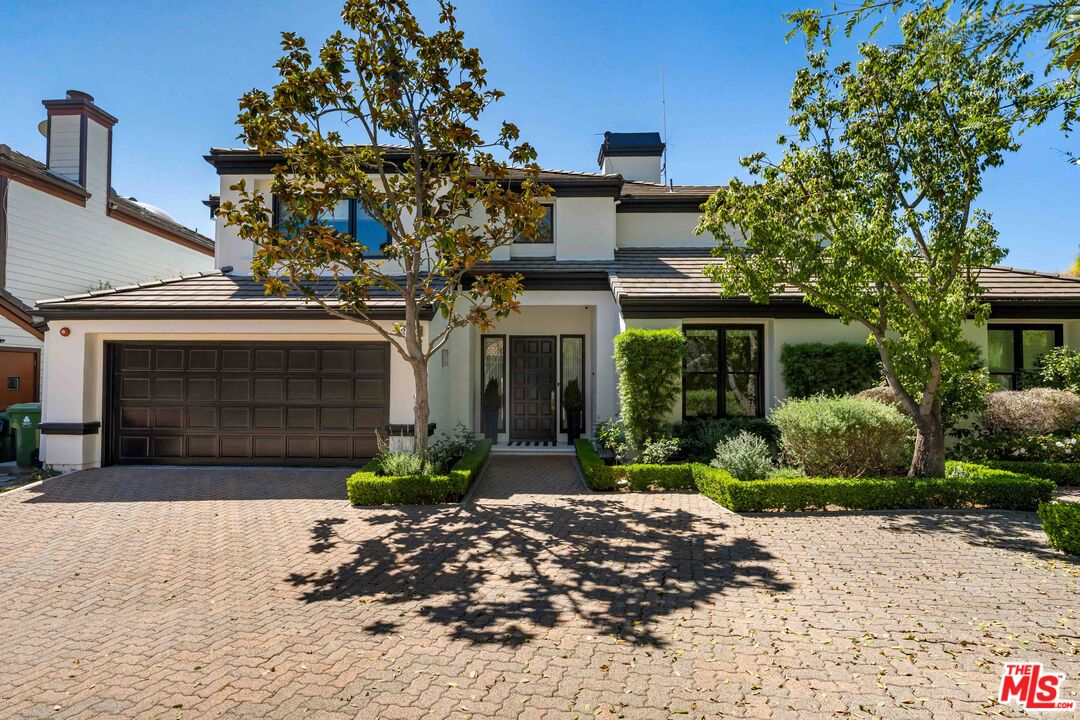 2427 Cobham Ct
