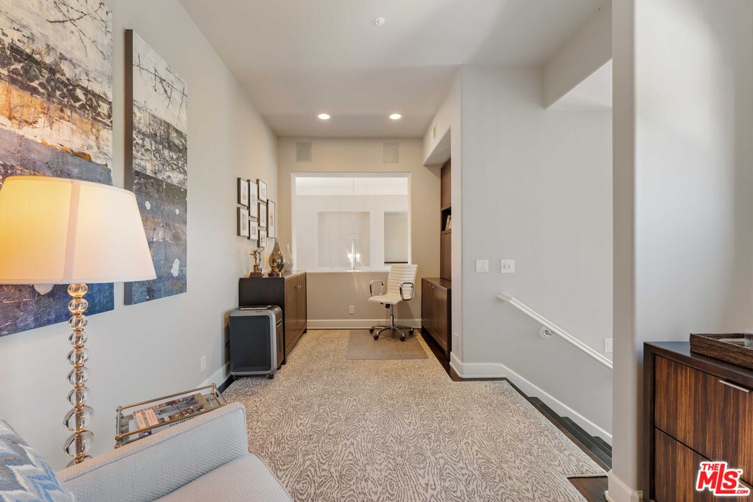 2427 Cobham Ct