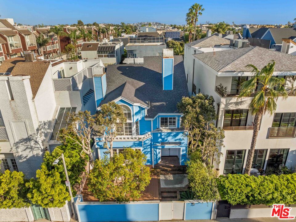 134 Roma Ct