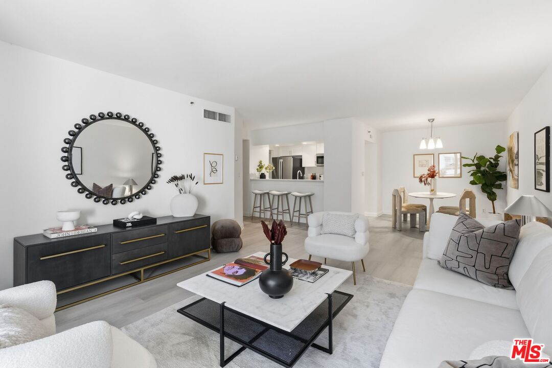 600 W 9th St Unit: 513
