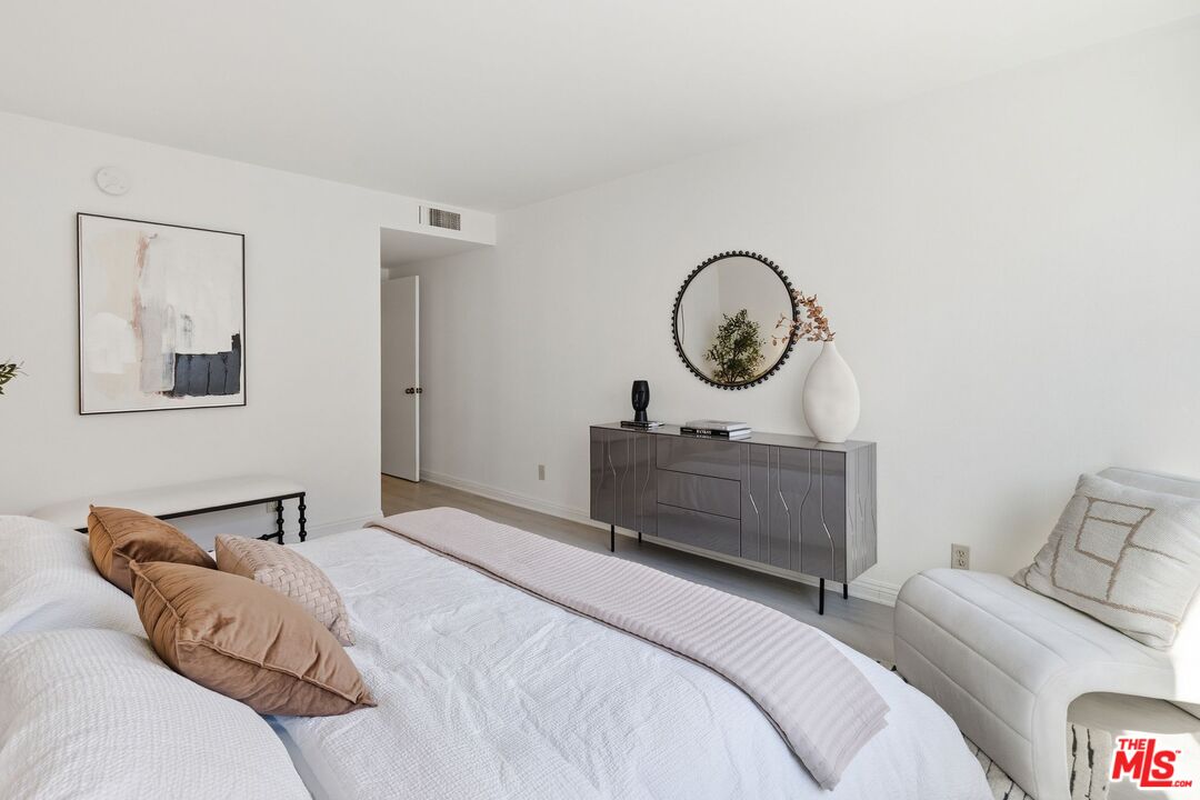 600 W 9th St Unit: 513