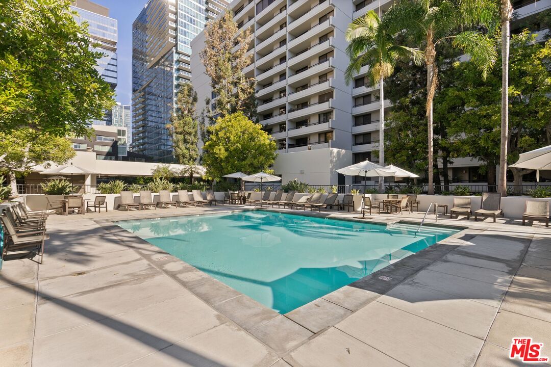 600 W 9th St Unit: 513