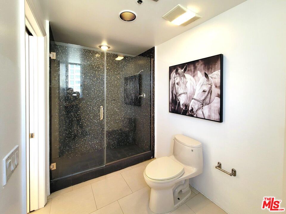 10550 WILSHIRE Unit: 1004