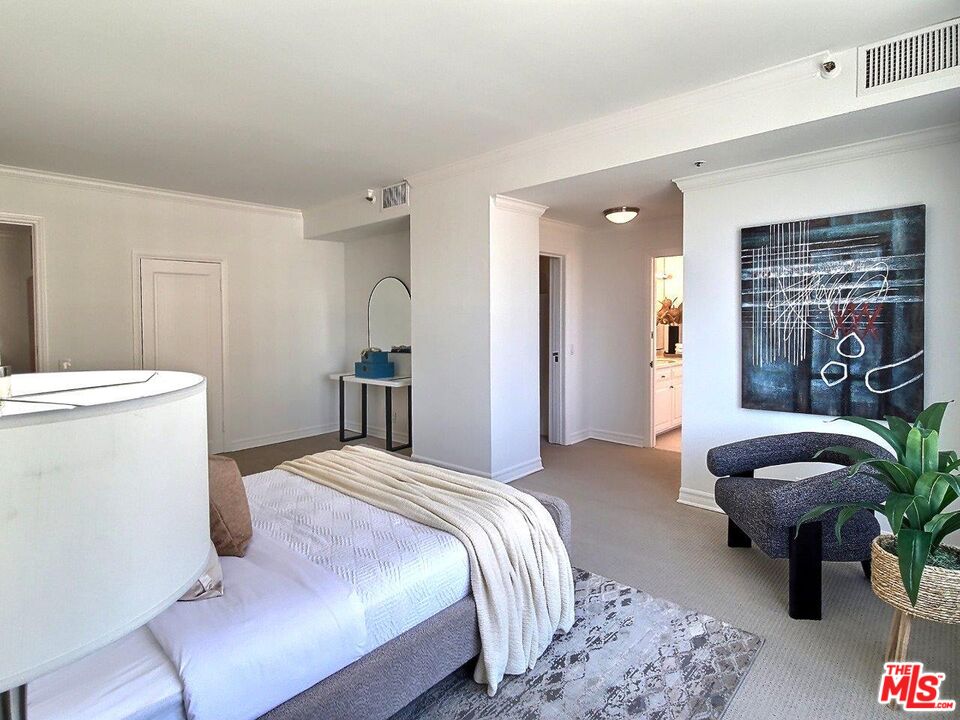 10550 WILSHIRE Unit: 1004